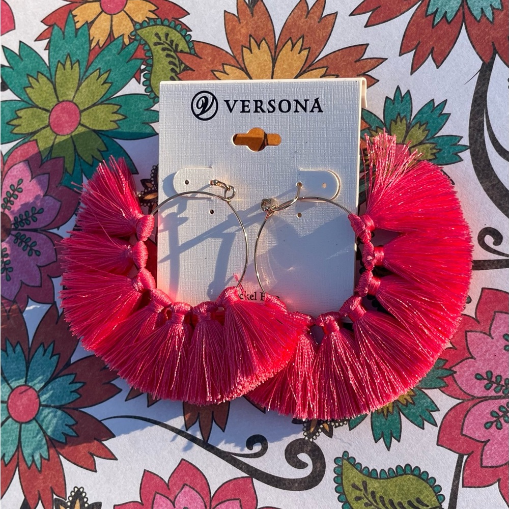 Versonsa pink tassel earrings NWT look great with Lilly fashions